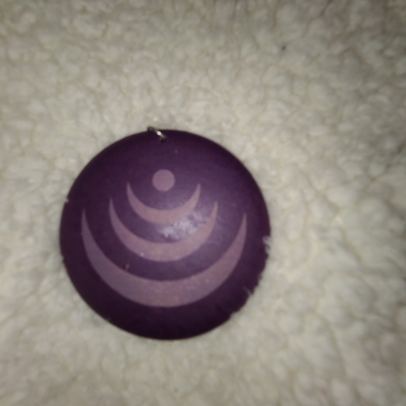 💥Final price 💥Dark purple wooden dangle Earring - Picture 2 of 5